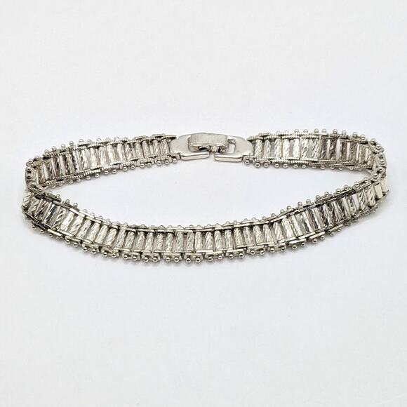 Silver Tone Textured Diamond-Cut Spinning Links Chain Bracelet Signed PD 8in - Picture 1 of 5